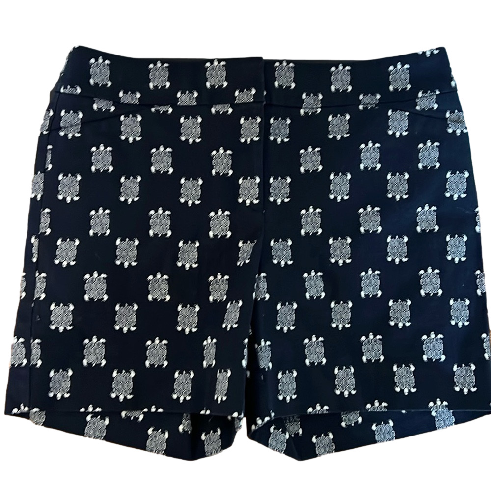 LOFT Riviera Shorts White Blue Turtle Print Women’s Size 6 Summer Shorts